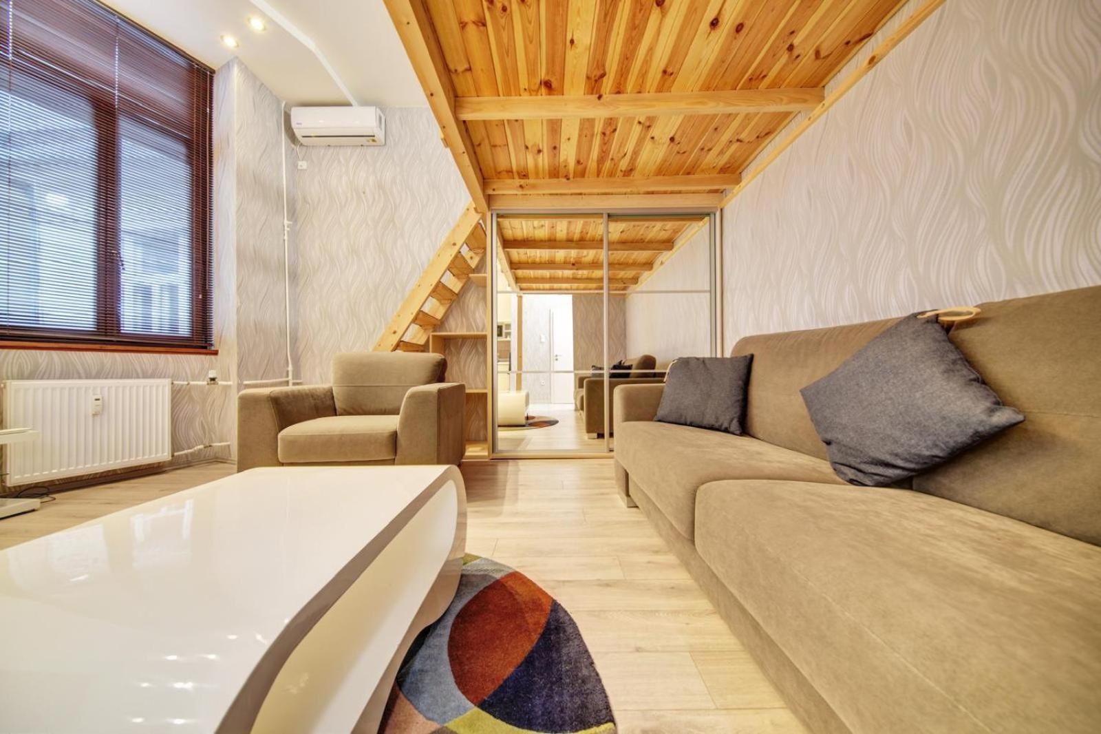 Fashion Street Loft Apartment Будапеща Екстериор снимка