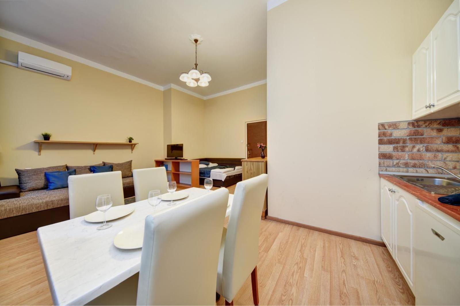 Fashion Street Loft Apartment Будапеща Екстериор снимка