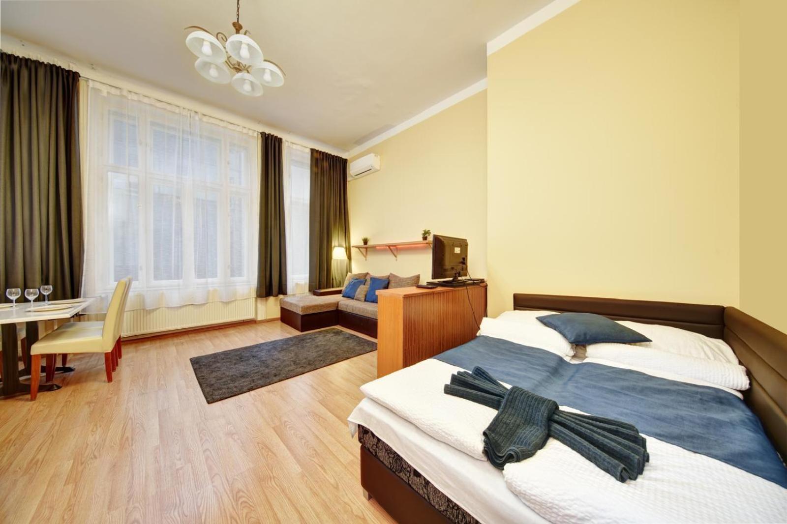 Fashion Street Loft Apartment Будапеща Екстериор снимка